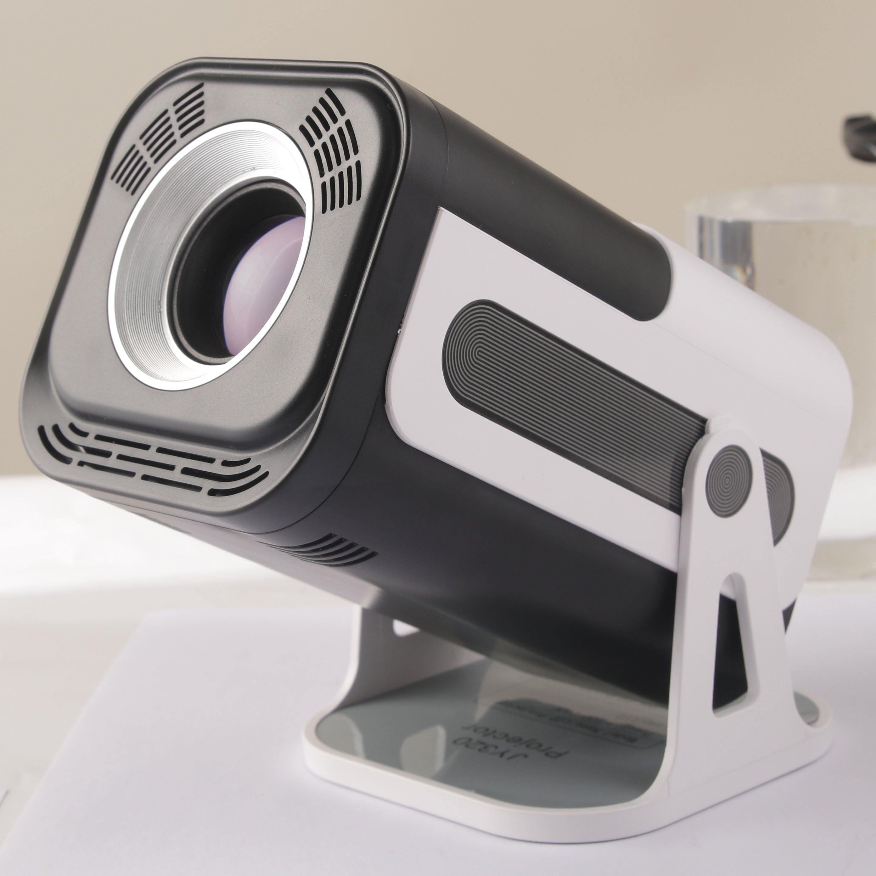JY320 Portable Projector With 4K Android 11.0 300ANSI 1080P Max Resolution WIFI6